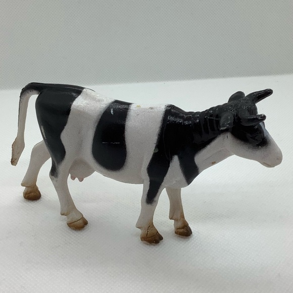 Unbranded S.H. Replacement Holstein Cow Figure Plastic Toy READ - Picture 11 of 15